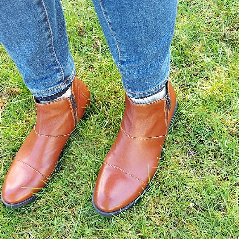 New Italian brown leather woman's low ankle booties with walkable block heel